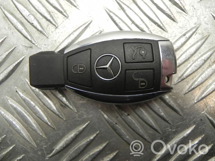 Mercedes-Benz C AMG W205 Klucz / Karta zapłonu 2013DJ6165