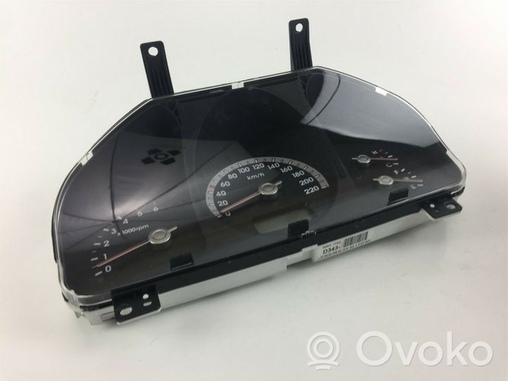 KIA Spectra Speedometer (instrument cluster) 940031F431