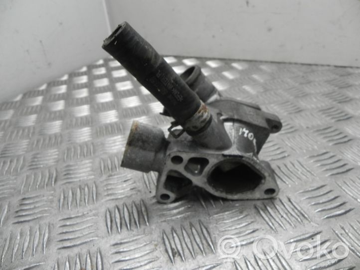 Opel Mokka X Boîtier de thermostat 141