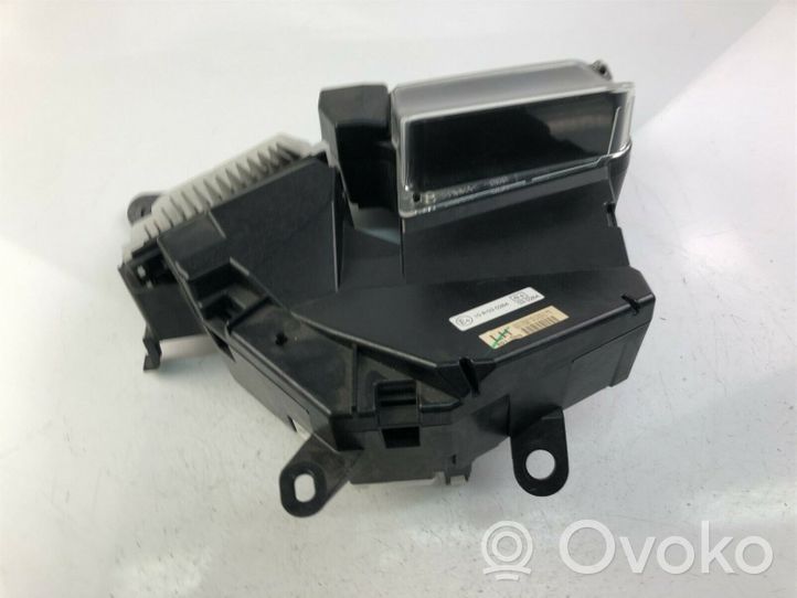 Toyota Prius (XW30) Monitor / wyświetlacz / ekran 8310847020