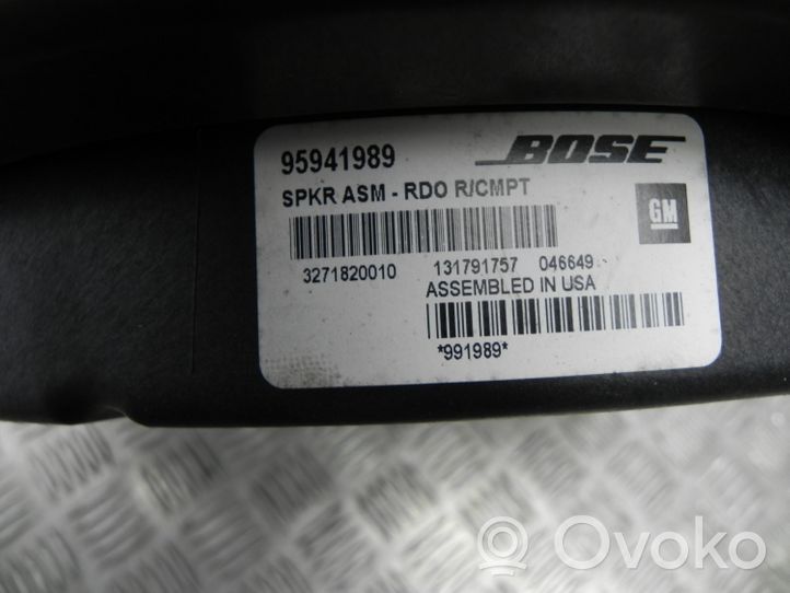 Opel Mokka X Subwoofer-bassokaiutin 95941989