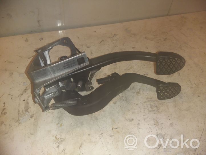 BMW 3 E92 E93 Brake pedal 67871110