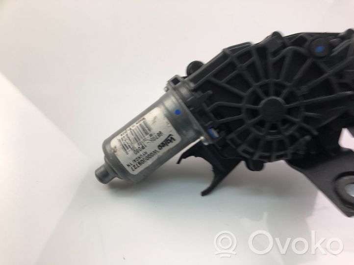 KIA Venga Moteur d'essuie-glace W000009727