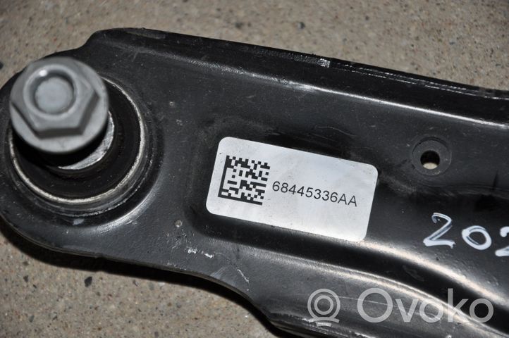 Chrysler Pacifica Braccio di controllo sospensione posteriore superiore/braccio oscillante 68445336AA