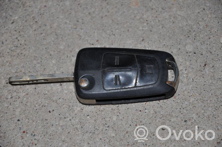 Opel Vectra C Ignition key/card 