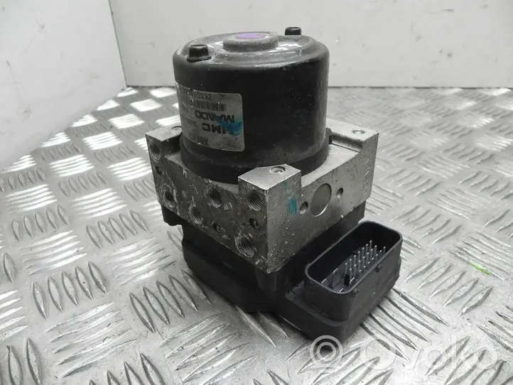 Hyundai Trajet Pompe ABS 589203A300