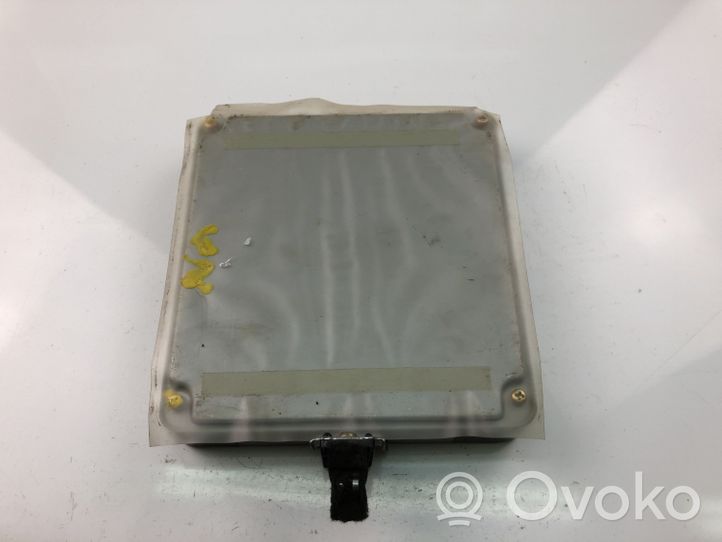 Toyota Corolla E120 E130 Sterownik / Moduł ECU 8966113230