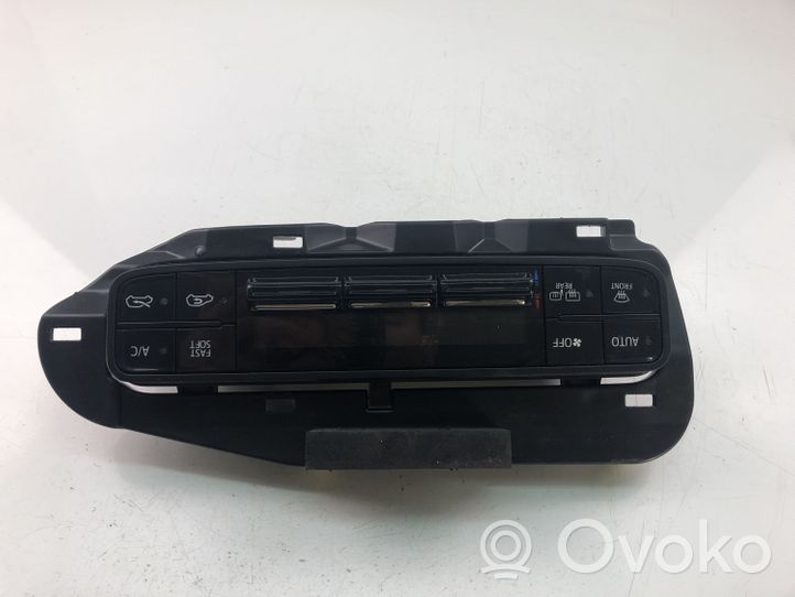 Toyota Auris E180 Ilmastoinnin ohjainlaite 5590002820