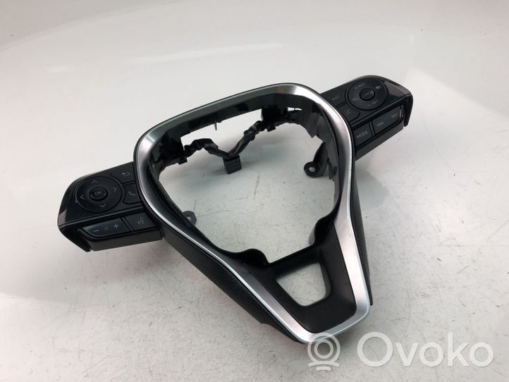 Toyota RAV 4 (XA50) Boutons / interrupteurs volant CS2201