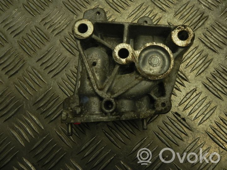 Alfa Romeo Giulietta Supporto della valvola di raffreddamento EGR 55252553