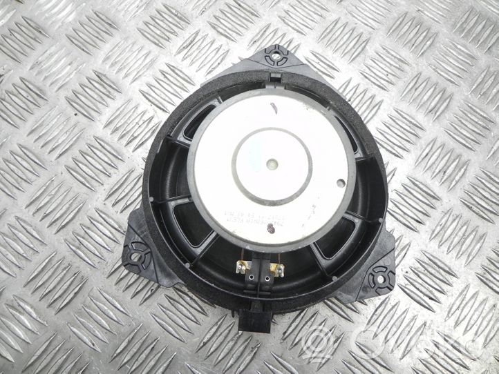 Subaru Outback (BS) Enceinte haute fréquence de porte avant 8942006001A