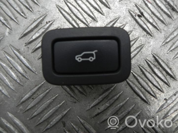 Subaru Outback (BS) Interrupteur d'ouverture de coffre 31412055AA02
