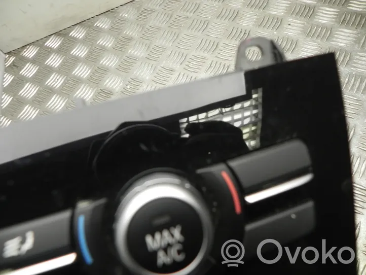 BMW X3 F25 Oro kondicionieriaus/ klimato/ pečiuko valdymo blokas (salone) 9378828