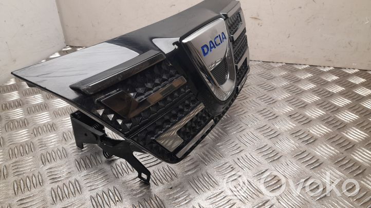 Dacia Spring Atrapa chłodnicy / Grill 627