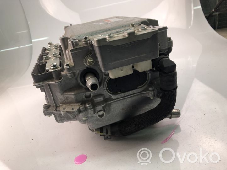 Toyota RAV 4 (XA40) Convertitore di tensione inverter G92A042030