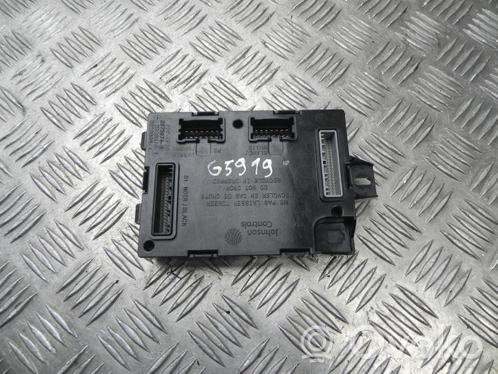 Renault Twingo III Comfort/convenience module 284B15166R