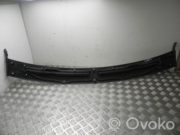 Maserati Levante Centrinės oro grotelės 670149127