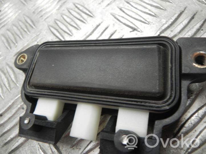 Tesla Model S Przełącznik / Przycisk otwierania klapy bagażnika 649