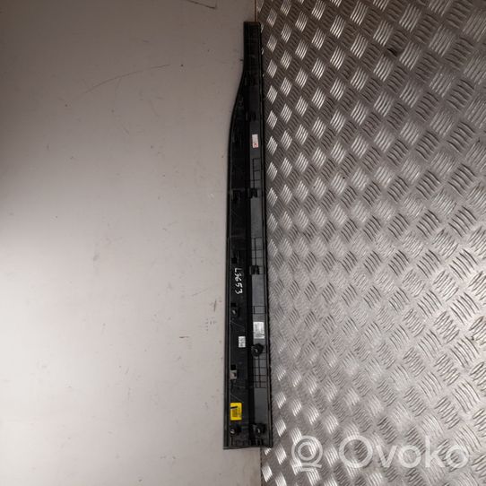 Hyundai Kona I Priekinio kėbulo slenksčio apdaila 87721J9500