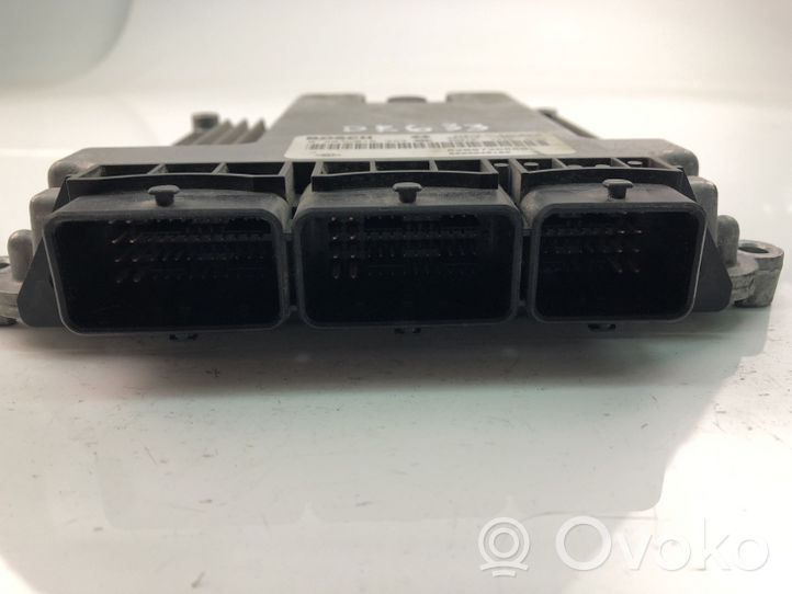 Renault Laguna III Sterownik / Moduł ECU 8200726880