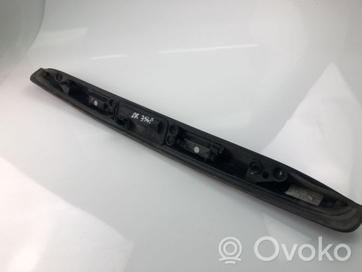 Volvo V50 Éclairage de plaque d'immatriculation 30753026