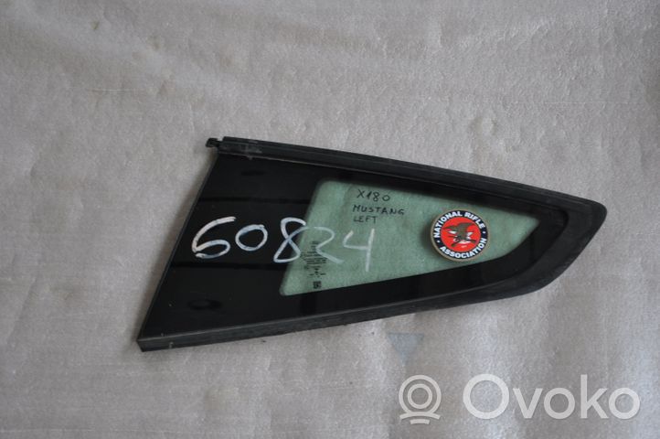 Ford Mustang VI Rear side window/glass 