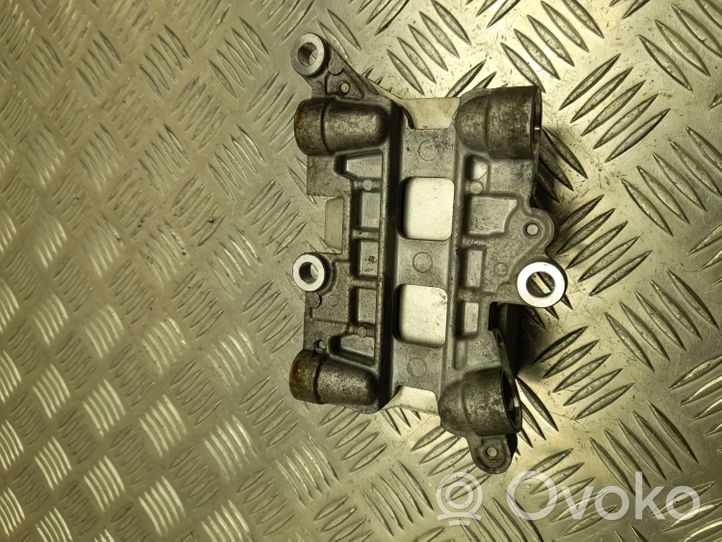 Volkswagen Touareg II Radiatore dell’olio del motore 7P0317037