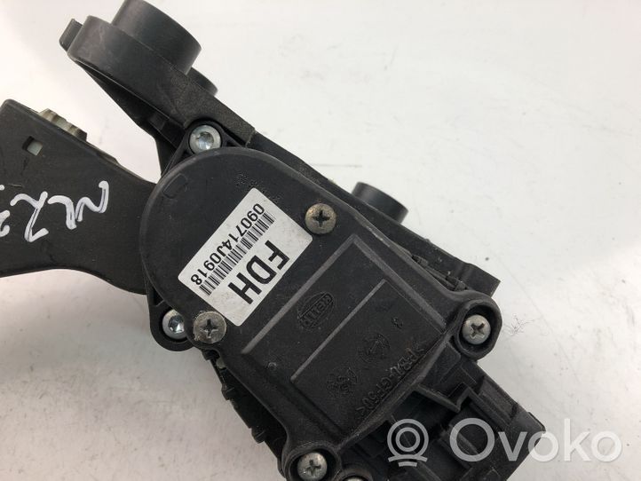 KIA Ceed Pedal del acelerador G920033150