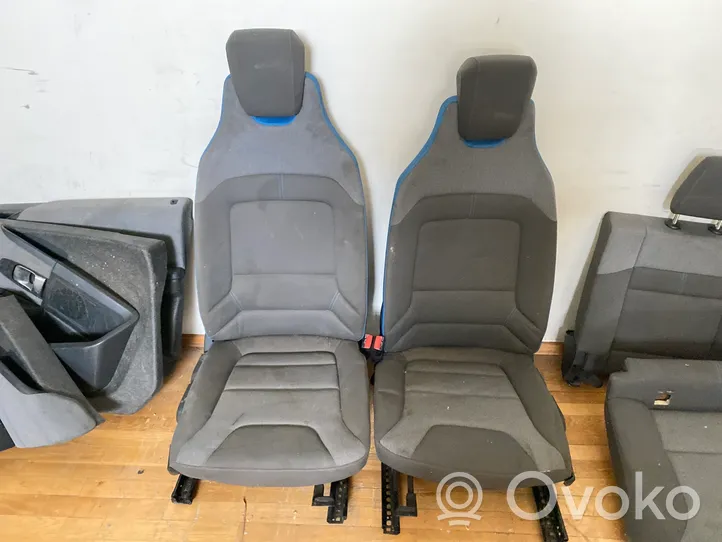 BMW i3 Fotele / Kanapa / Komplet 