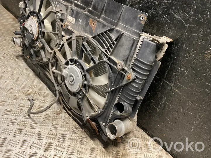 Toyota Avensis T270 Dzesēšanas šķidruma radiators 160400R160