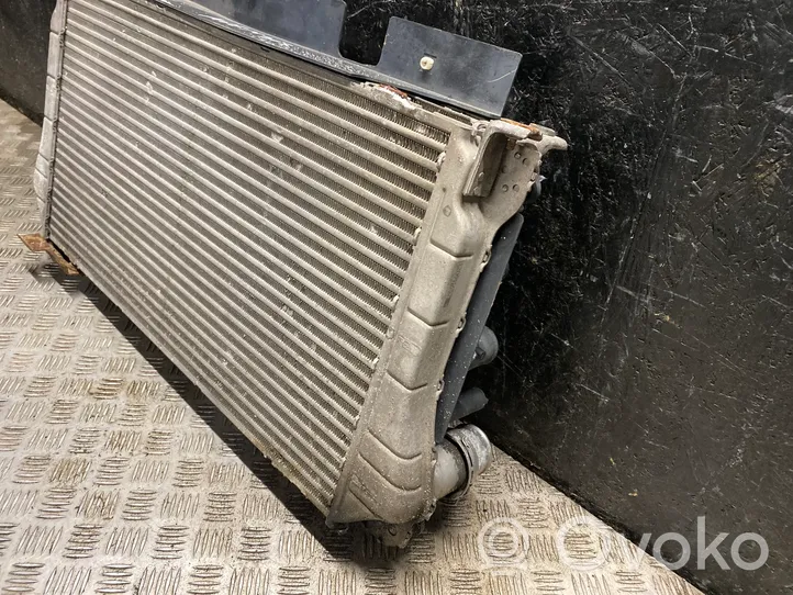 Toyota Avensis T270 Dzesēšanas šķidruma radiators 160400R160