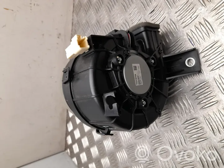 Toyota Yaris Hybrid/electric vehicle battery fan G923052020