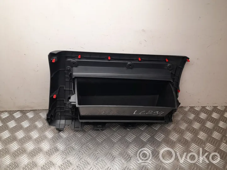 Toyota RAV 4 (XA50) Kit de boîte à gants 5555042130