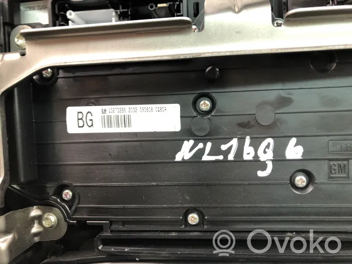 Opel Insignia A Panel klimatyzacji 13273102