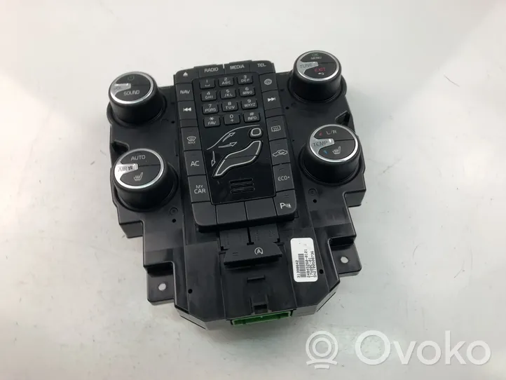 Volvo V40 Oro kondicionieriaus/ klimato/ pečiuko valdymo blokas (salone) 31398642