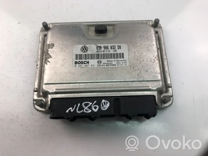 Volkswagen Lupo Sterownik / Moduł ECU 030906032DQ