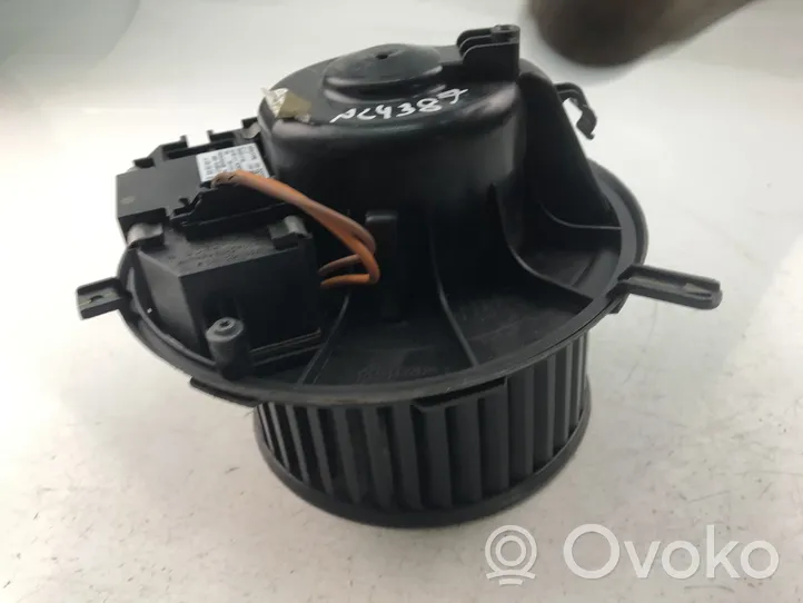 Volkswagen Tiguan Ventola riscaldamento/ventilatore abitacolo 3C1820015T