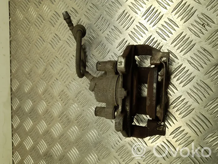 Opel Vivaro Front brake caliper 410000813R
