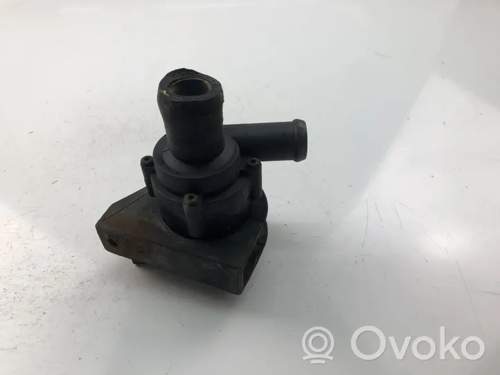 Volkswagen Tiguan Pompe de circulation d'eau 1K0965561F