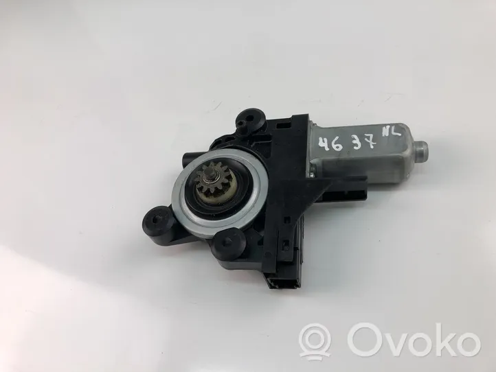 Volvo S80 Front door window regulator motor 970714102