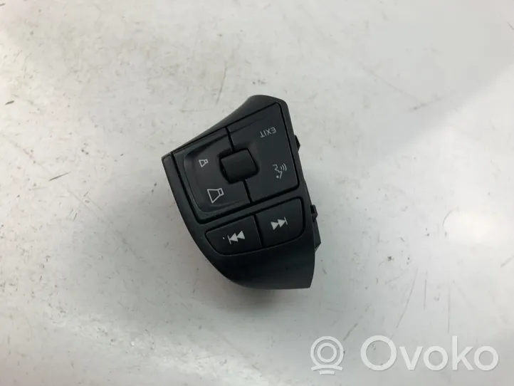 Volvo V40 Pulsanti/interruttori sul volante 31334463