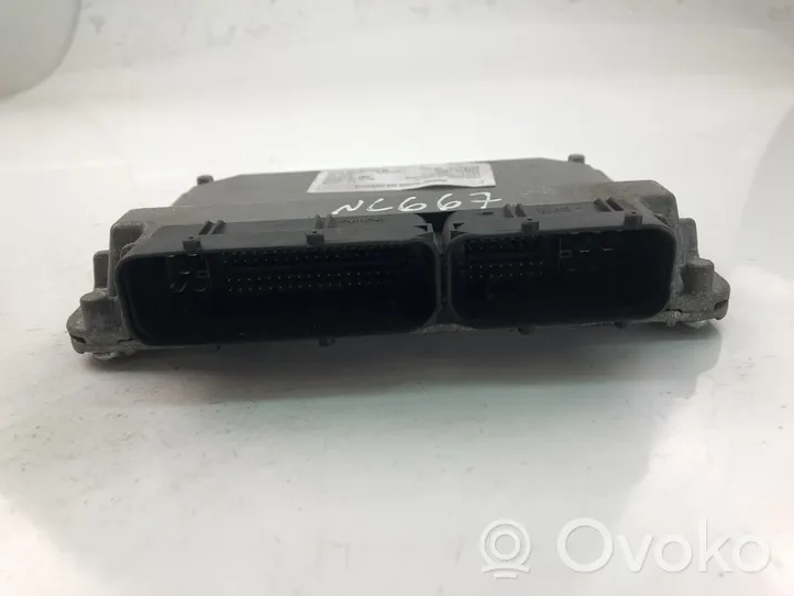 Volkswagen Fox Sterownik / Moduł ECU 03D906033H