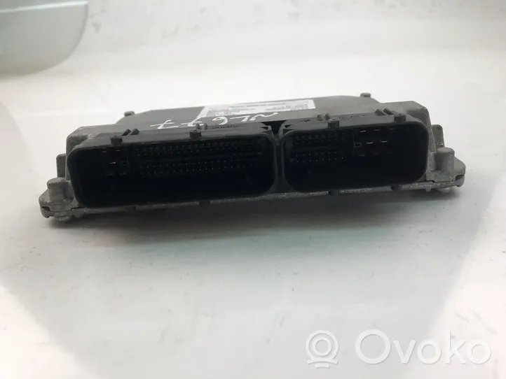 Volkswagen Fox Sterownik / Moduł ECU 03D906033H