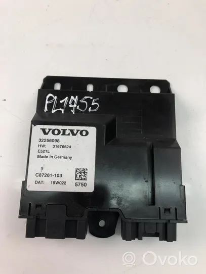 Volvo S90, V90 Takaluukun/tavaratilan ohjainlaite/moduuli 32256098