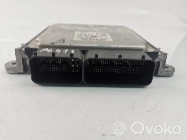 Mercedes-Benz C AMG W205 Sterownik / Moduł ECU A6519000603