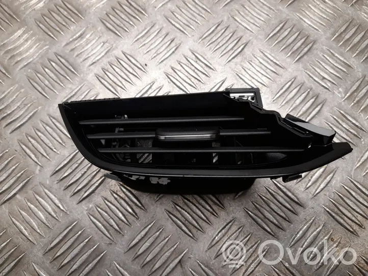 Opel Corsa F Griglia di ventilazione posteriore 545326626