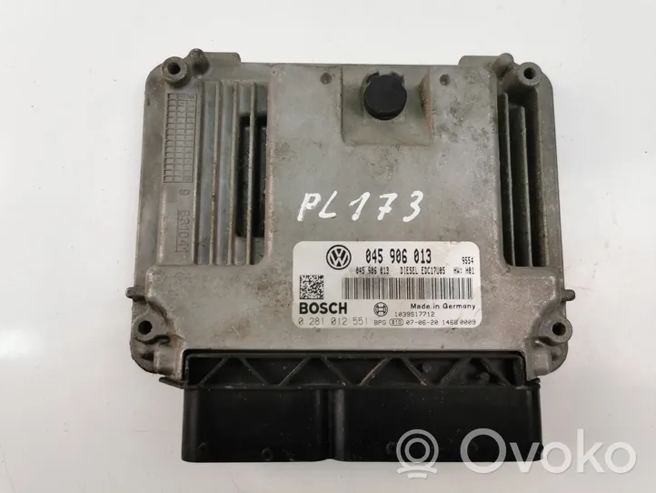 Volkswagen Polo IV 9N3 Calculateur moteur ECU 045906013