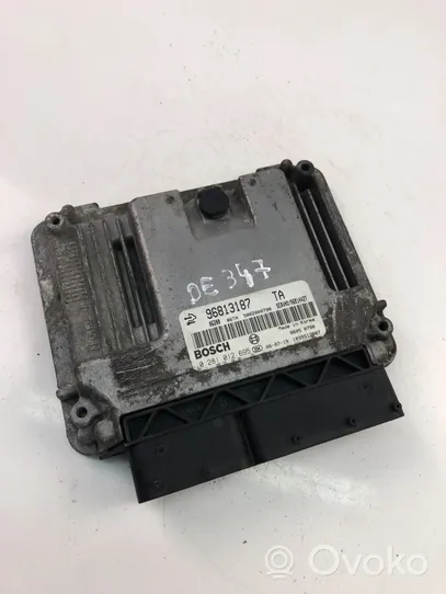 Chevrolet Captiva Calculateur moteur ECU 96813187