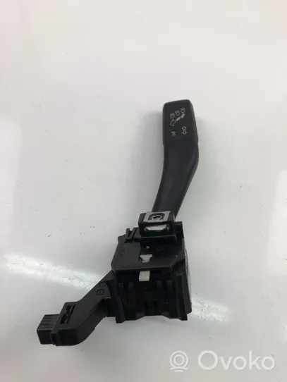 Volkswagen Caddy Interruptor/palanca de limpiador de luz de giro 1K0953513E