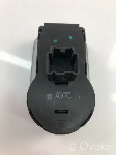 Opel Corsa D Light switch 13310331